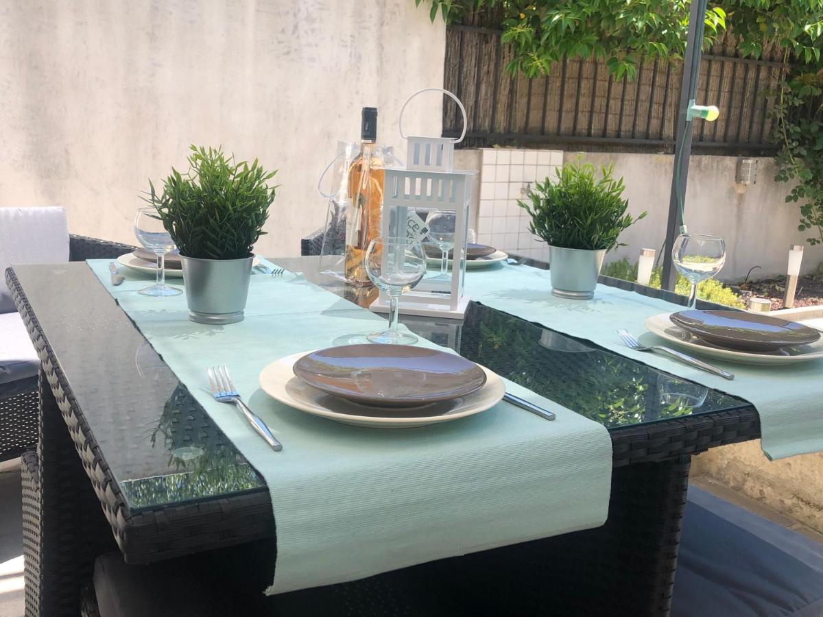 Maison Tendance Avec Jardin, Centre Village, Alpilles, Familles Eyragues Exterior photo