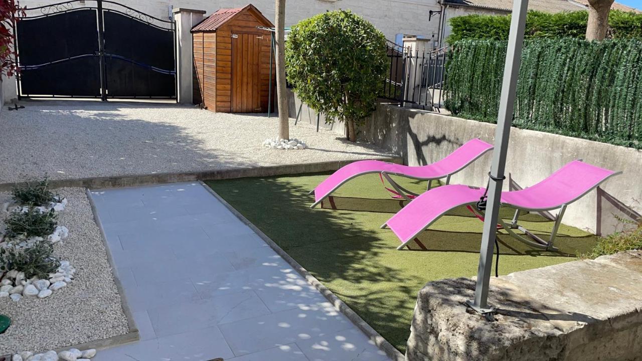 Maison Tendance Avec Jardin, Centre Village, Alpilles, Familles Eyragues Exterior photo